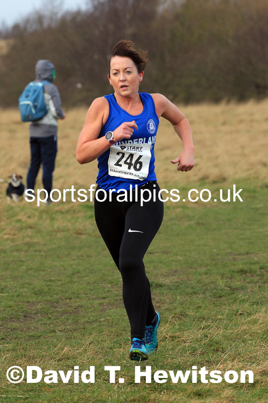 Womens and mens 35 to 65 plus, 2022 NEMAA Open Cross Country Champs., Wallsend, Tyne and Wear. Photo: David T. Hewitson/Sports for All Pics